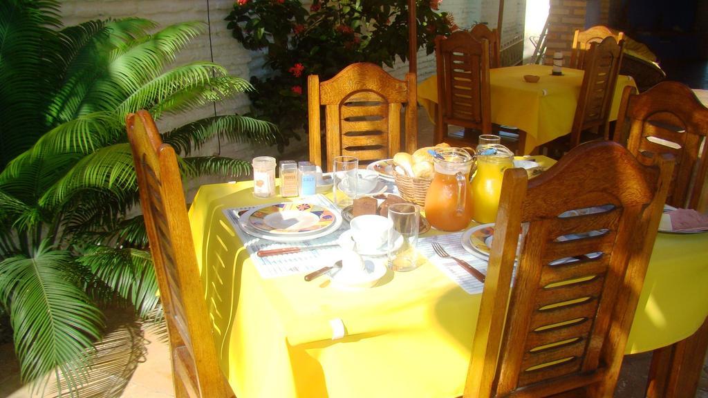 Pousada Casa Dona Rosa Кумбуко Экстерьер фото